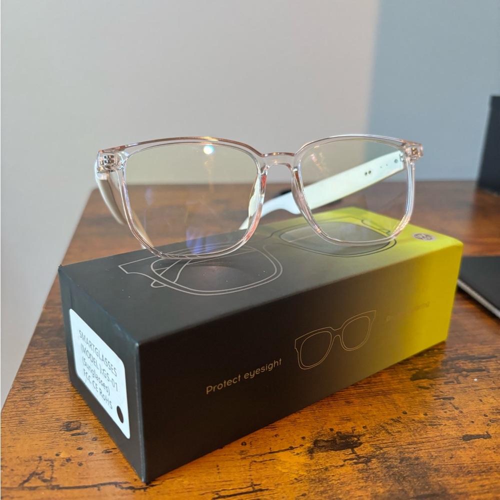 Smart glasses